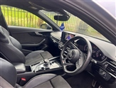 Audi A4 Image 2