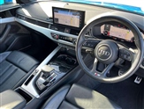 Audi A4 Image 6