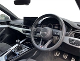 Audi A4 Image 6