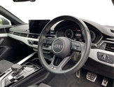 Audi A4 Image 6