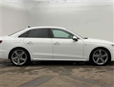 Audi A4 Image 5