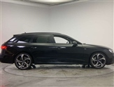 Audi A4 Image 4