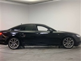 Audi A4 Image 4