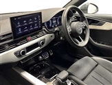 Audi A4 Image 2