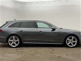 Audi A4 Image 4