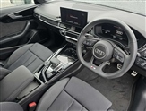 Audi A4 Image 6