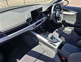 Audi A4 Image 2