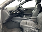 Audi A4 Image 3