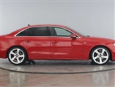 Audi A4 Image 4