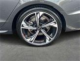 Audi A4 Image 6