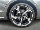 Audi A4 Image 6