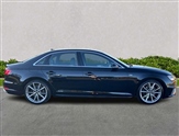 Audi A4 Image 3