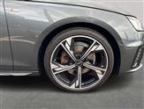 Audi A4 Image 6