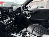 Audi A4 Image 2