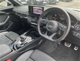 Audi A4 Image 6