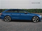 Audi A4 Image 4