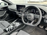 Audi A4 Image 6