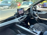 Audi A4 Image 2