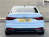 Audi A4 Image 4