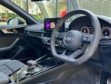 Audi A4 Image 6