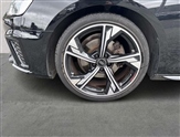 Audi A4 Image 6