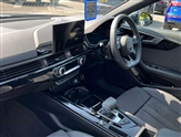 Audi A4 Image 2