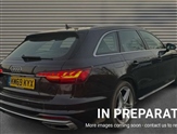 Audi A4 Image 4