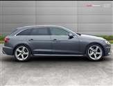 Audi A4 Image 4