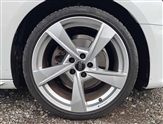 Audi A4 Image 5