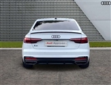 Audi A4 Image 4