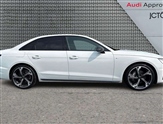 Audi A4 Image 4