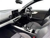 Audi A4 Image 2