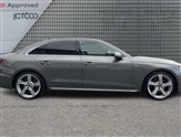 Audi A4 Image 4