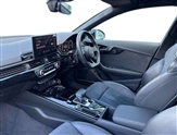 Audi A4 Image 2