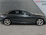 Audi A4 Image 4