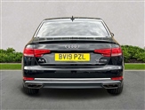 Audi A4 Image 4