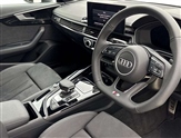 Audi A4 Image 6