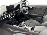 Audi A4 Image 2
