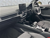 Audi A4 Image 2