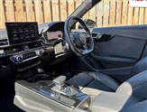 Audi A4 Image 2