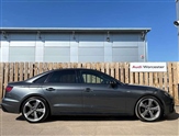 Audi A4 Image 4