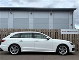 Audi A4 Image 4