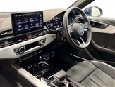 Audi A4 Image 2