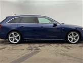 Audi A4 Image 4