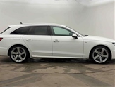 Audi A4 Image 2