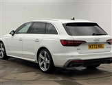 Audi A4 Image 4