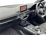 Audi A4 Image 2