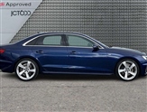 Audi A4 Image 4