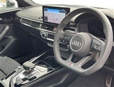 Audi A4 Image 6