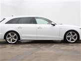 Audi A4 Image 4